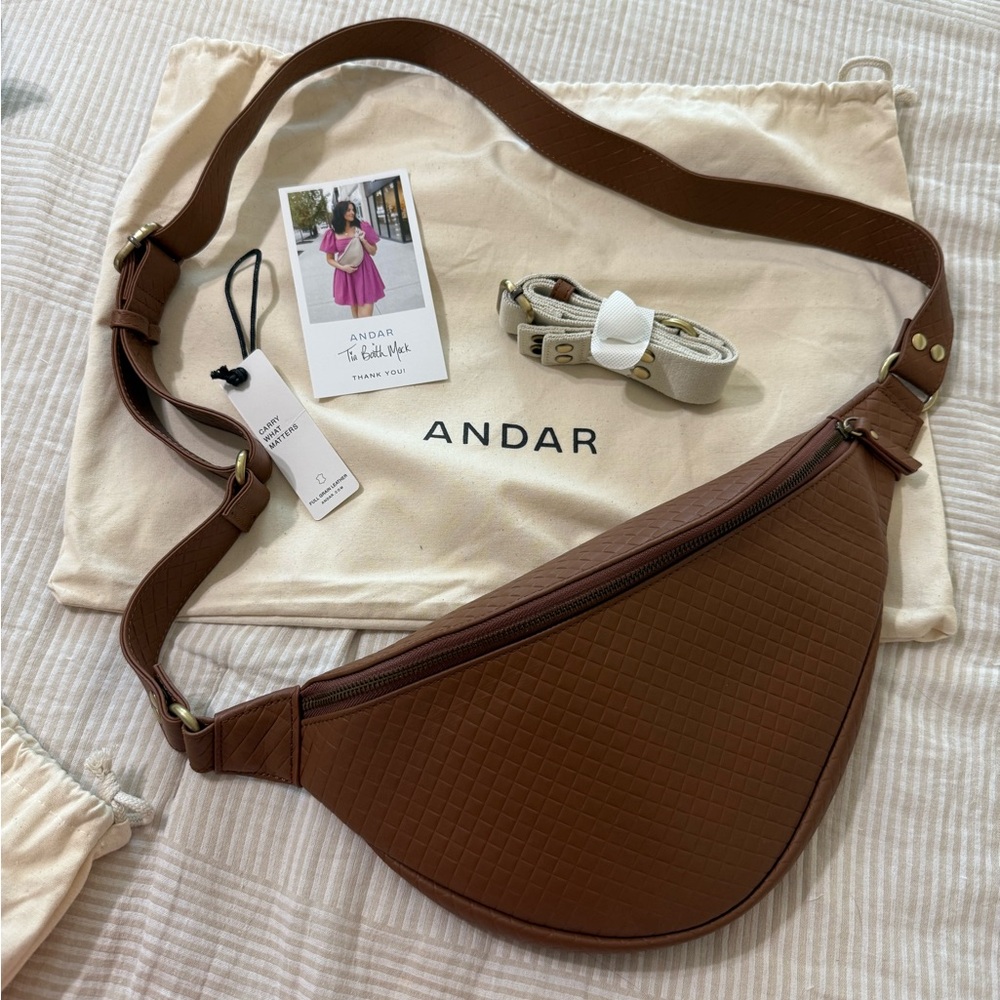 ANDAR Tatum crossbody bum bag in sienna woven